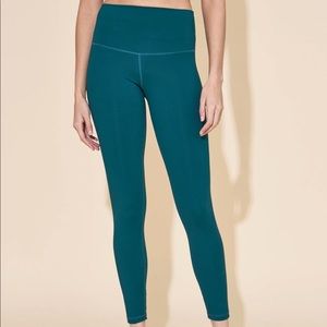 listing-status-banner